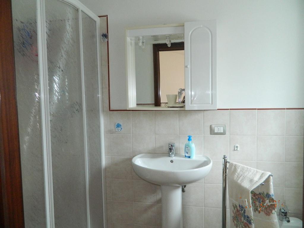 Podere Santo Signoretto San Vincenzo Habitación foto